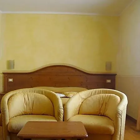 Sole Otel San Zeno di Montagna