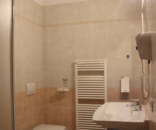 Hotel Sole San Zeno di Montagna