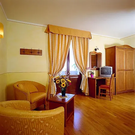 Sole 3* San Zeno di Montagna